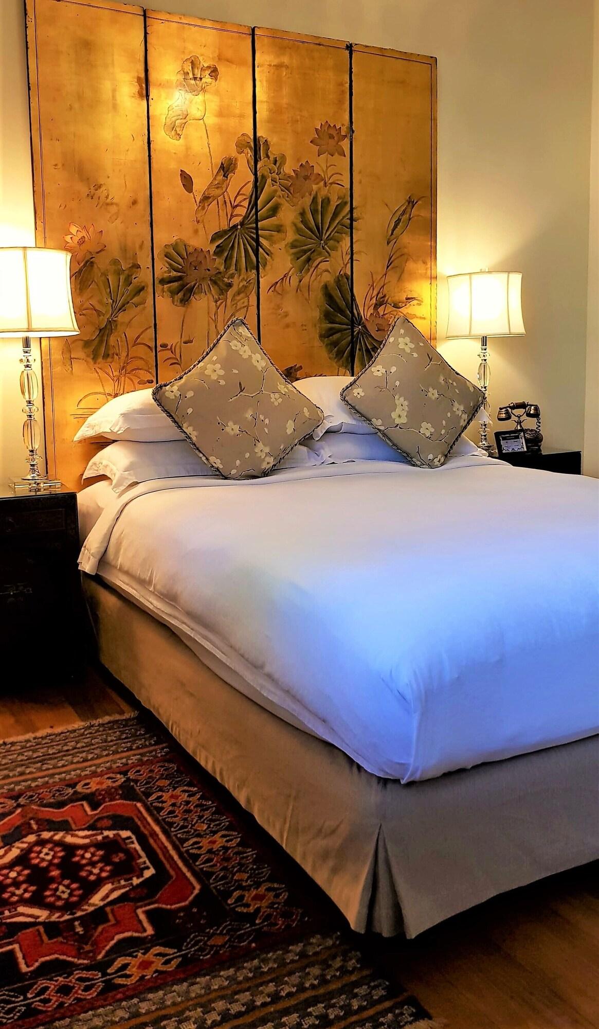 Campbell House Hotel