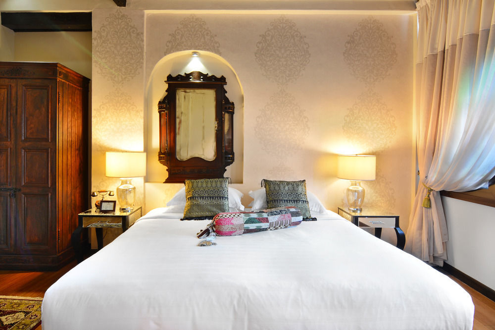 Campbell House 4*